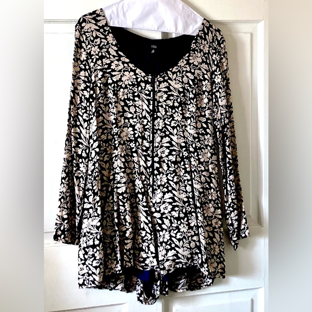Lucca Black/White Women's Bodysuit Blouse